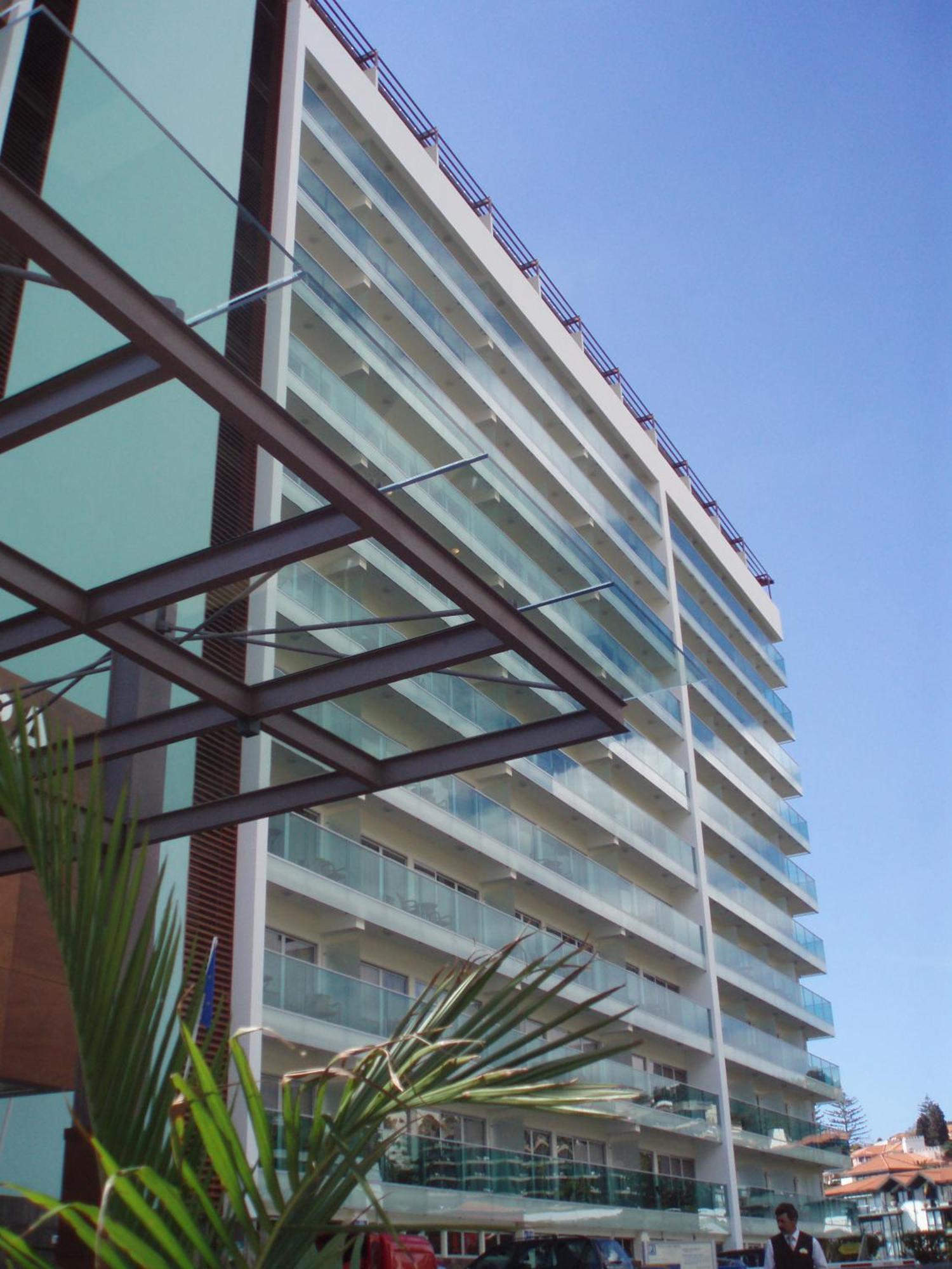 Pestana Carlton Madeira Ocean Resort Hotel Funchal (Madeira) Exterior foto The building's facade