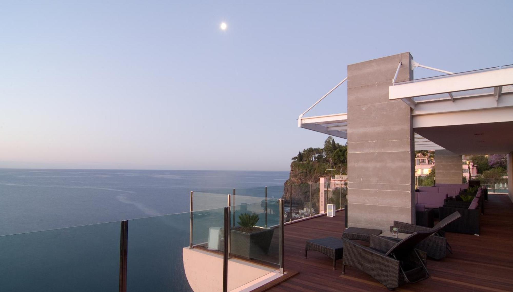 Pestana Carlton Madeira Ocean Resort Hotel Funchal (Madeira) Exterior foto Villa Blue Diamond